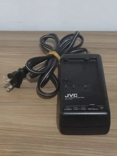 Carregador De Bateria Filmadora Jvc Aa-v10u Original Bivolt