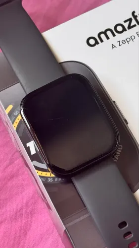 Relógio Amazfit Bip 5 (46mm) - Preto | Excelente Estado