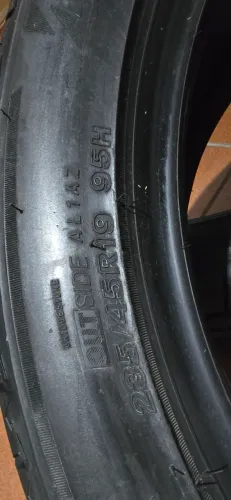 Pneus Bridgestone aro 19