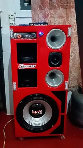 Vendo som automotivo