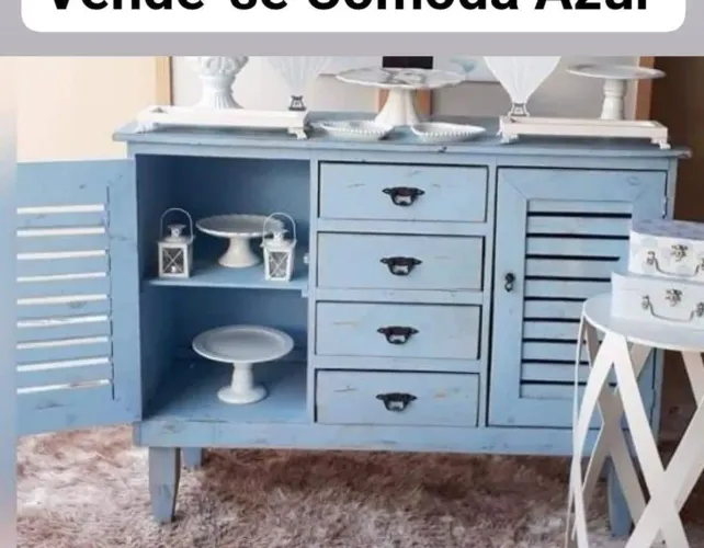 Cômoda azul
