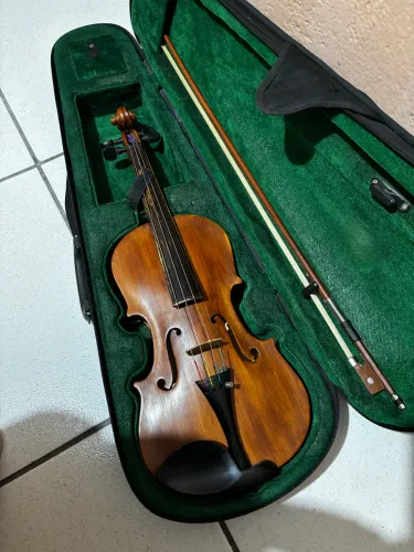 Violino 4/4 artesanal OPORTUNIDADE!