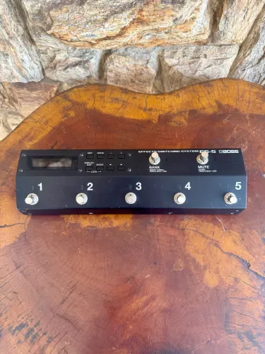Boss ES-5 Effects Switching System