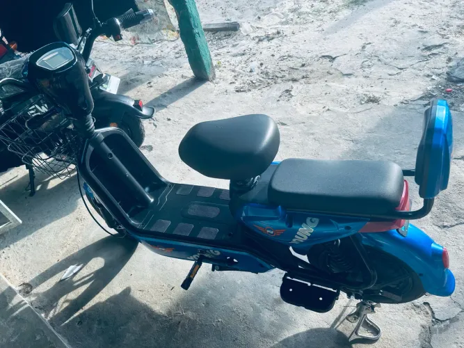 Scooter elétrica