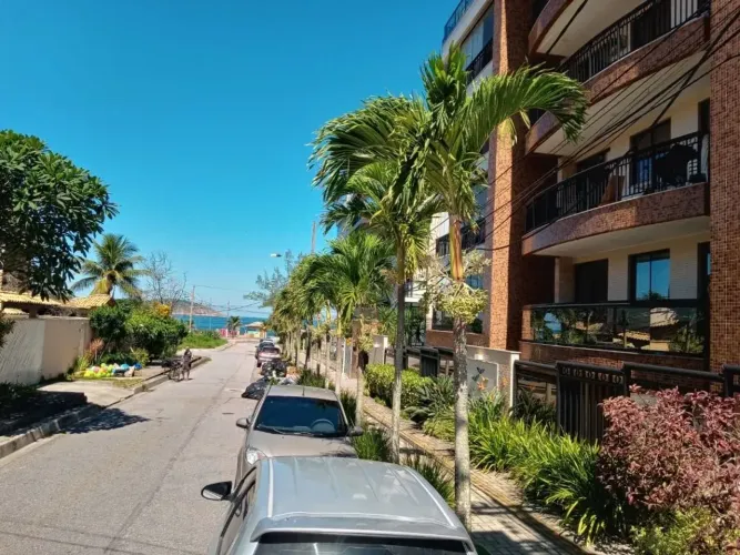 Apartamento com 3 quartos ( 1 suíte ) a poucos metros da Praia de Piratininga