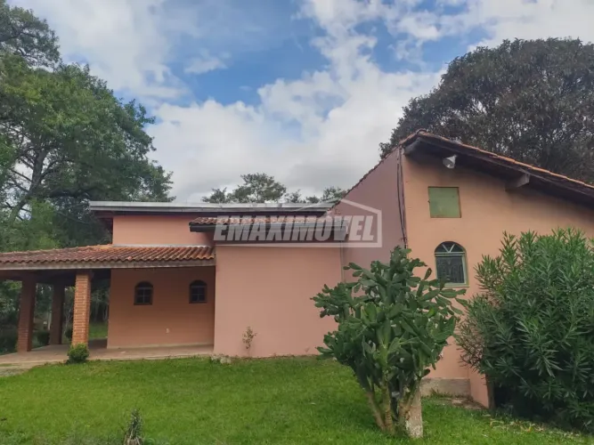 Casa á venda em Araçoiaba da Serra