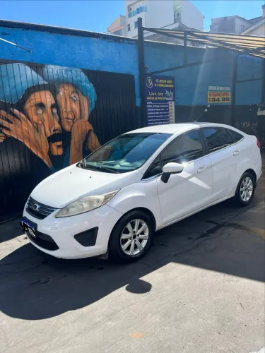 Ford Fiesta SE 1.6 16V Flex 5P 2012