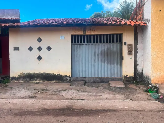 Vendo casa  05 cômodos em Codó