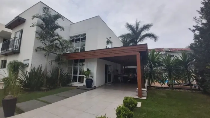 Casa a venda em Condomínio fechado em Canasvieiras/Florianópolis