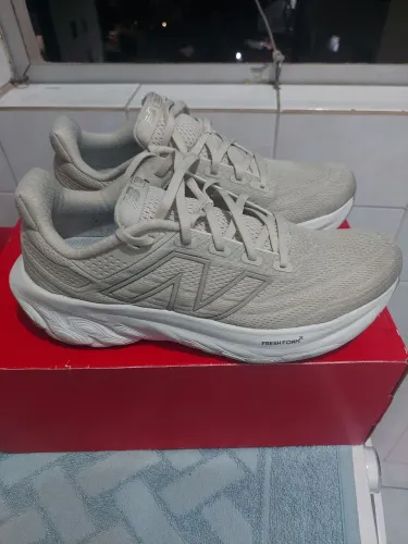 Tênis New Balance 1080 V13 60km de uso.