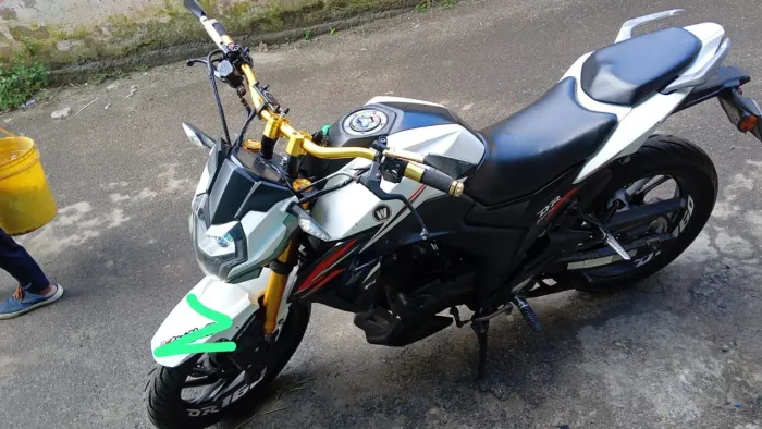 Moto boa só pegar e rodar