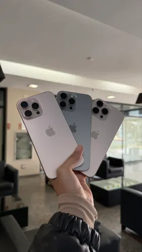 IPHONE 16 PRO MAX de 256 GB SEMINOVO 