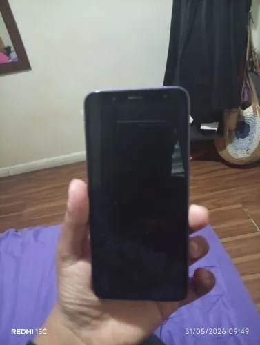 Um Samsung de longa data em boas condições, 180 tá na mão 