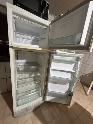 Geladeira duplex em perfeito estado