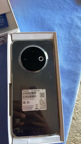 Celular novo na caixa 16gb de ram 256 gigas de memória 