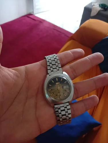 Relógio orient automático, relíquia funciona perfeitamente ?
