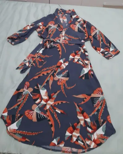 VESTIDO LONGO GG, COR CINZA E LARANJA