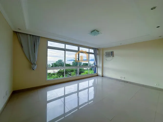 Apartamento Padrão - 3 dormitórios - 1 suíte - vista mar - Boqueirão - Santos