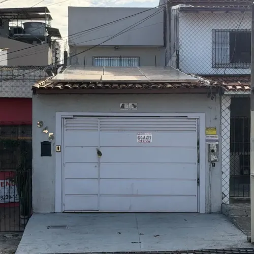 ALUGO EXCELENTE CASA COM DOIS PAVIMENTOS - AMBIENTES CLIMATIZADOS, PISCINA E PROXIMO DE TU