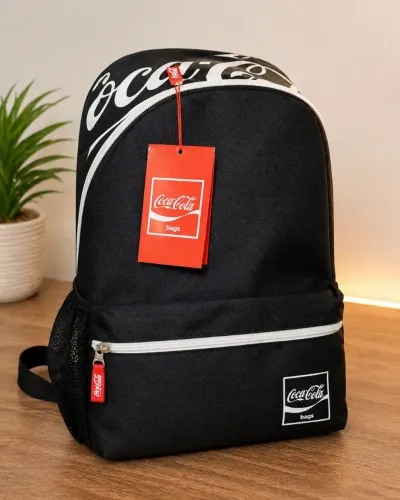 Mochila Coca-Cola Original<br>Nova com a etiqueta <br>Leve e confortável