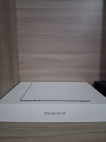 MacBook Air M4 256GB 16 GB RAM Garantia Apple até 07/08/2026