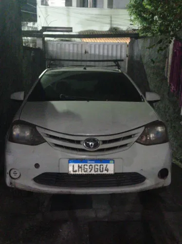 Toyota Etios X Sedan 1.5 Flex 16V 4P Mec. 2016