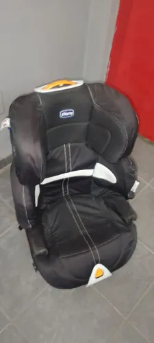 Cadeirinha boa de até 35 quilos