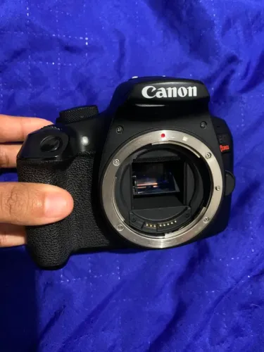 Camera t6