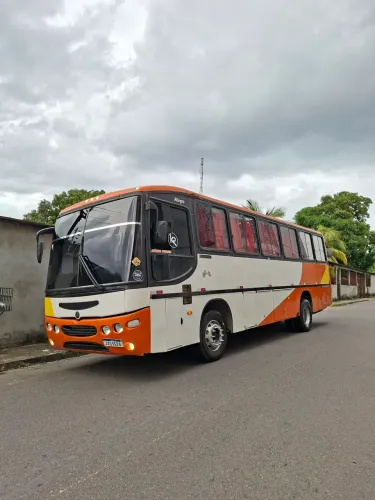 ÔNIBUS À VENDA E ALUGUEL