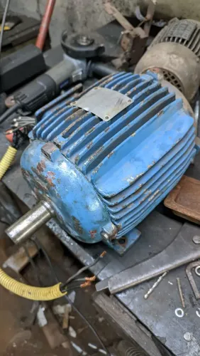 Motor 5CV WEG trifásico