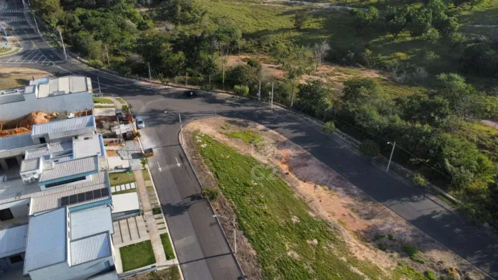 Terreno à venda no Condomínio Laguna - Indaiatuba, SP