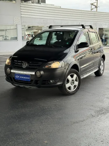 Volkswagen Crossfox 1.6 MI Total Flex 8V 5P 2010