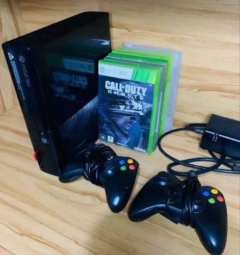Xbox 360 com desbloqueio LT+ RGH irá incluso 50 jogos aceito oferta