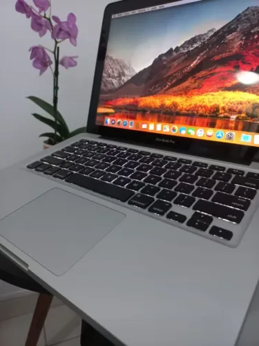 MacBook Pro 13 | I5 Dual Core | 10GB Ram | SSD 120GB