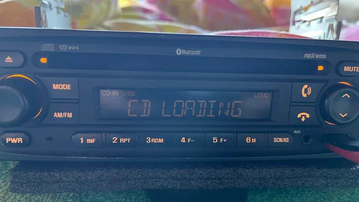 Rádio Astra Zafira Âmbar 