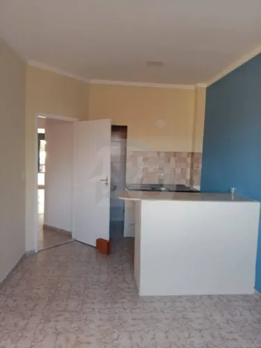 Imóvel com Vista Livre e 3 Vagas de Garagem Cobertas na Farolândia