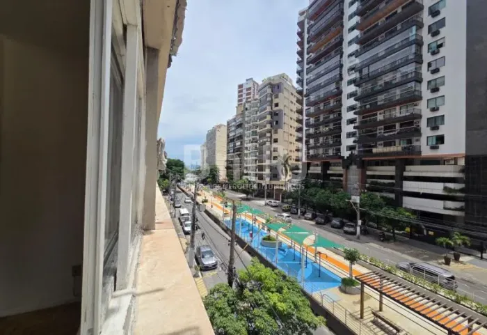 Apartamento à venda na Ary Parreiras