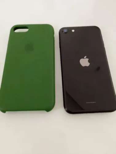 iPhone SE 