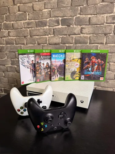 Xbox One S + 2 Controles Originais + 6 Jogos Midia Fisica