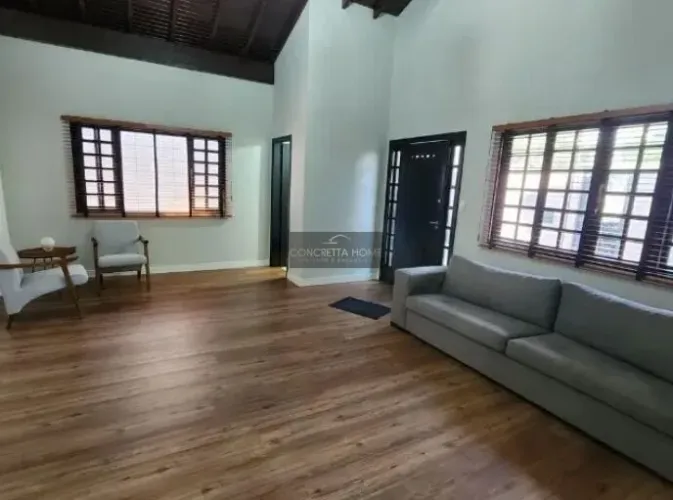 Magnífica Casa Comercial no Bairro Goiabeiras 495m² | 08 salas corporativas | 4 banheiros