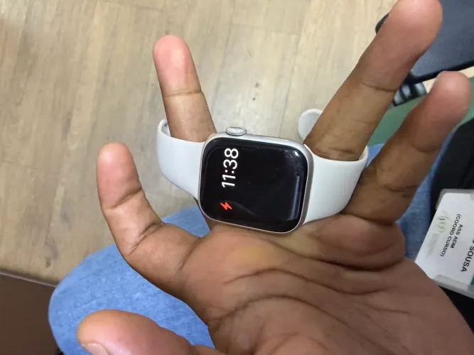 Apple Watch S9 - 41mm