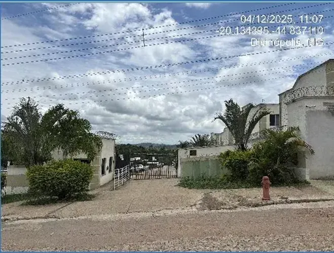 Imóvel para venda com 45 metros quadrados com 2 quartos em Jardim Candidés - Divinópolis -