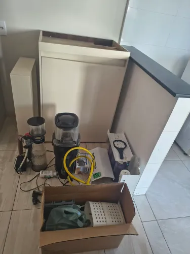 Diversos equipamentos aquário marinho