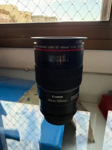 Lente Macro Canon 100mm 2.8 ef-s + ring flash youngnue