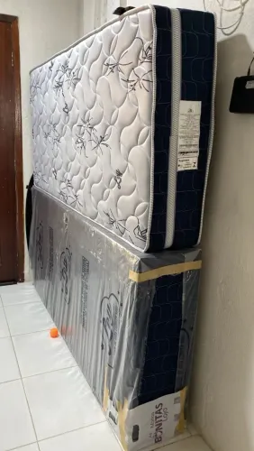 Cama de solteiro nova