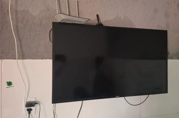 TV Samsung Smart TV 43"