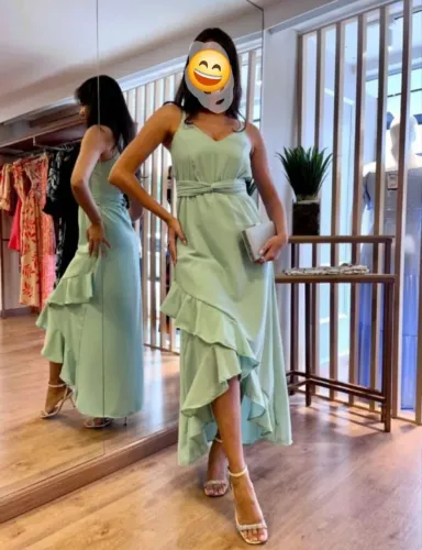 Vestido em Mullet azul bebê usado apenas uma vez.