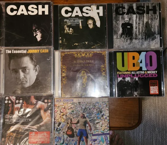 Cds Johnny Cash etc... 