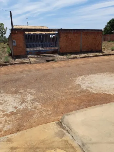 ? CASA À VENDA EM LUZIMANGUES - PORTO NACIONAL/TO