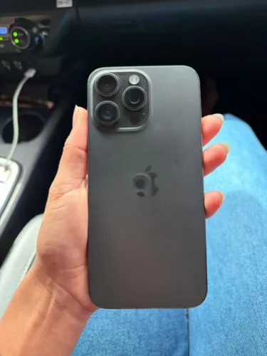 iPhone 15 Pro Max